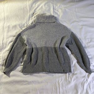 American Eagle Outfitters Gray Turtleneck Sweater